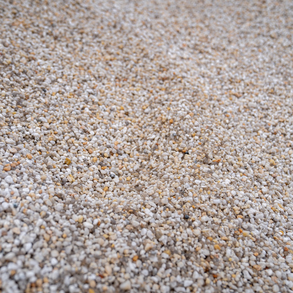 7MM CREAM PEBBLES (PEA GRAVEL)