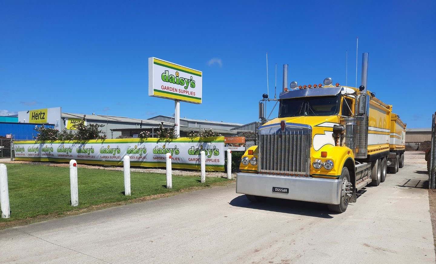 Daisy's Pakenham Store