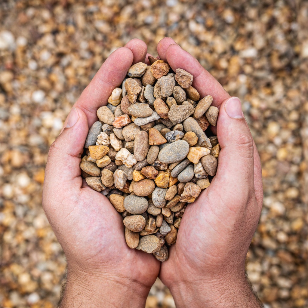 10MM PEBBLES COLOURED
